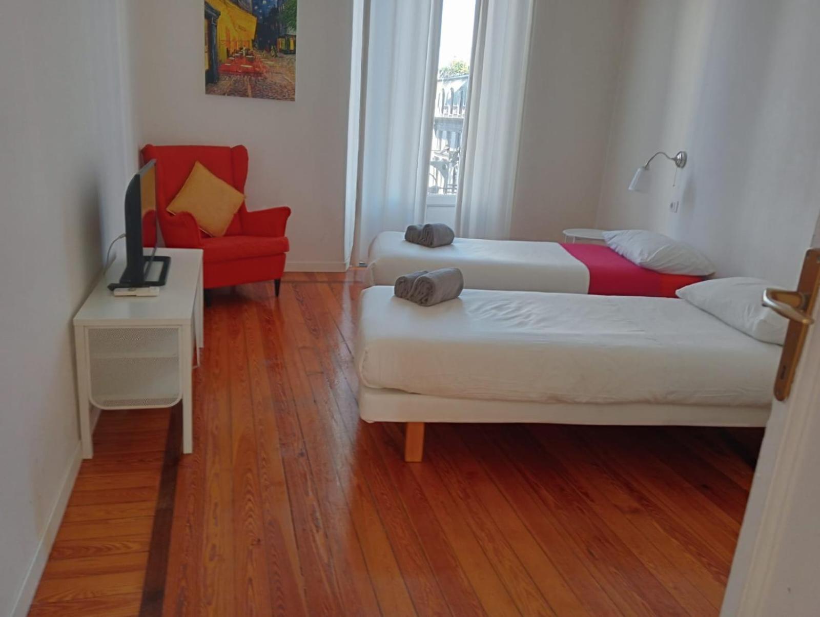 Trilocale 4/5 Ospiti In Stazione Apartamento Milão Exterior foto