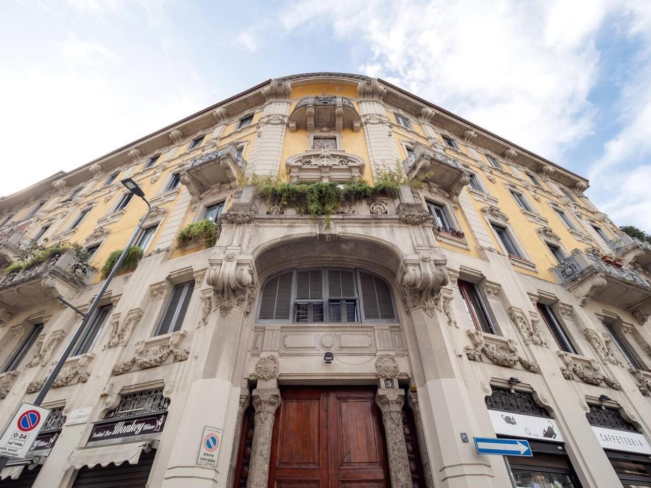 Trilocale 4/5 Ospiti In Stazione Apartamento Milão Exterior foto